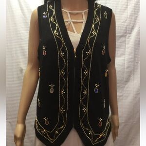 Victoria Jones vintage knit beaded vest. Size medium. 